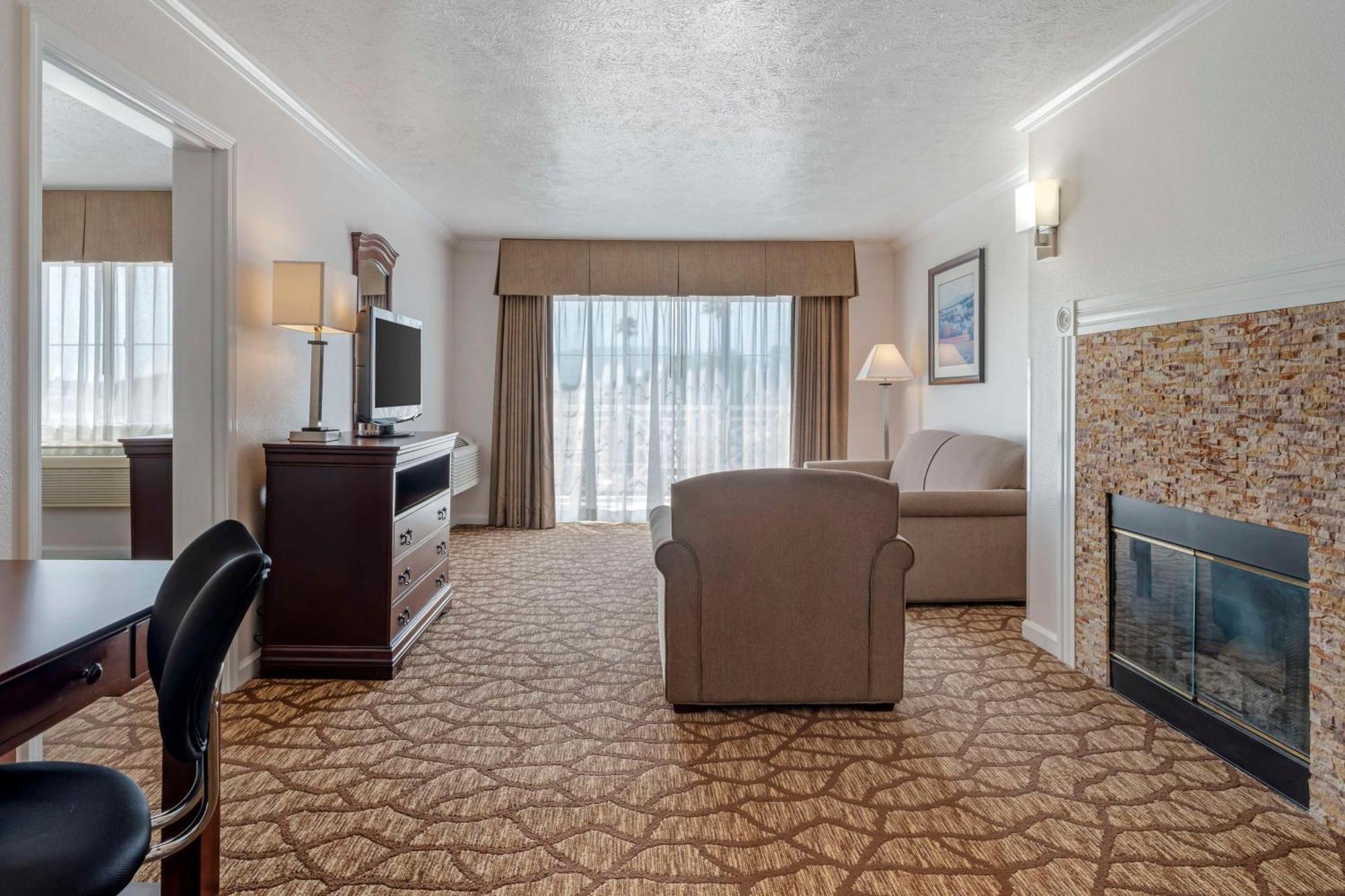 Best Western Salinas Monterey Exterior photo